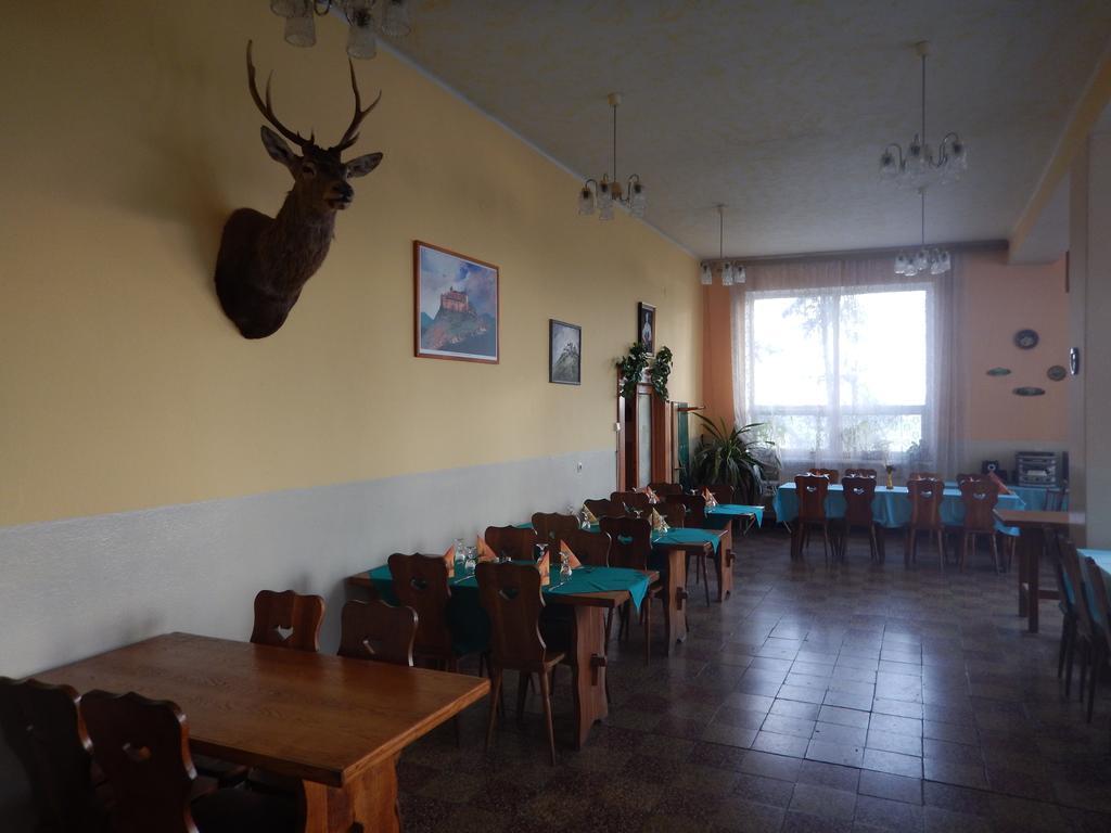 Penzion A Restauracia Pod Hradom, Turna Nad Bodvou 외부 사진